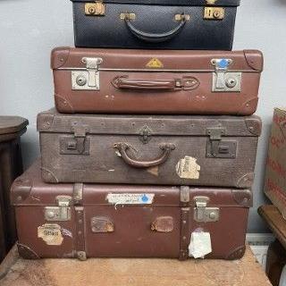 HD4596 diverse vintage koffers